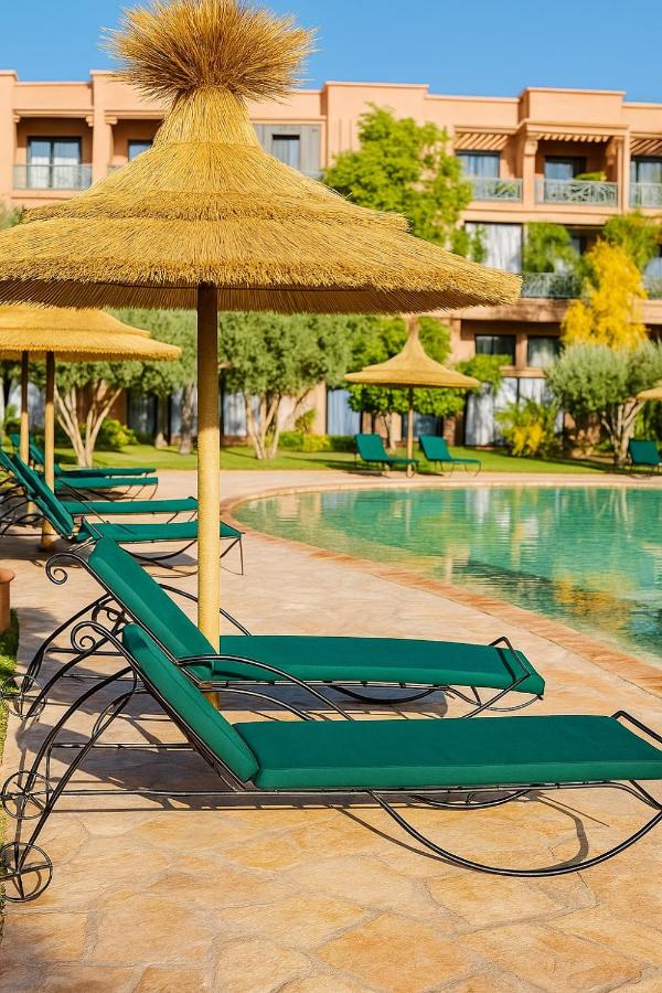 Chic Moroccan Vibes & Pool View - 2BR - B&B Marrakesh