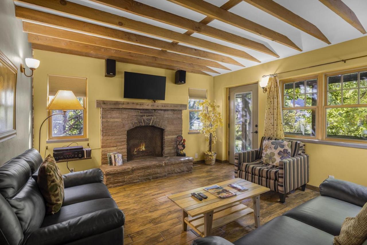 Creekside 61 East - 2BR - Bed and Breakfast Moab