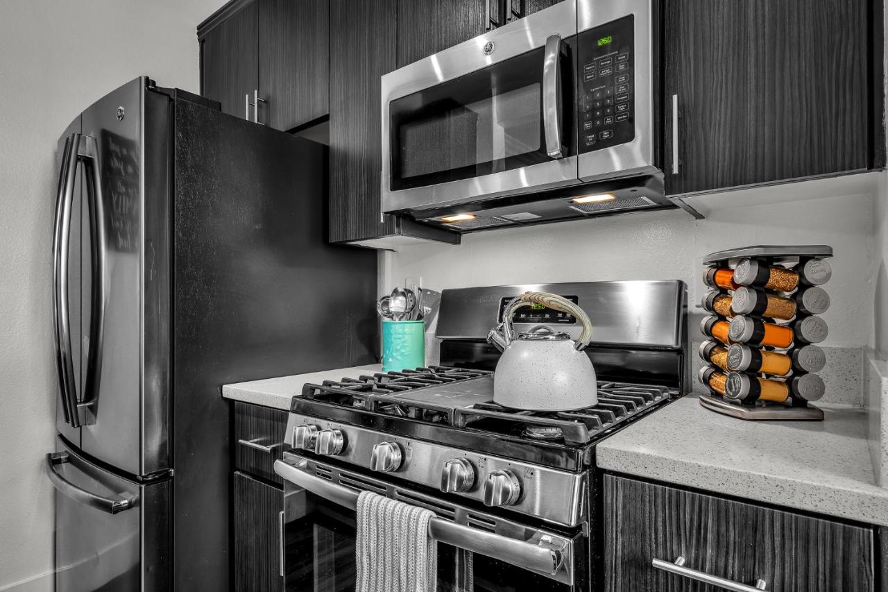 Heart of La, Walk to everything!! - Bed and Breakfast Los Angeles