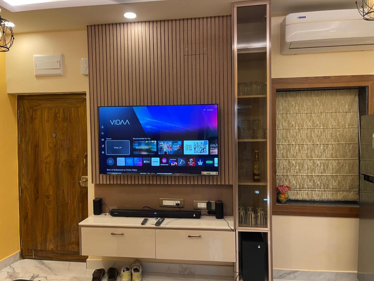 JN 2BHK Studio Apartment Birati - Ferienwohnung Kalkutta