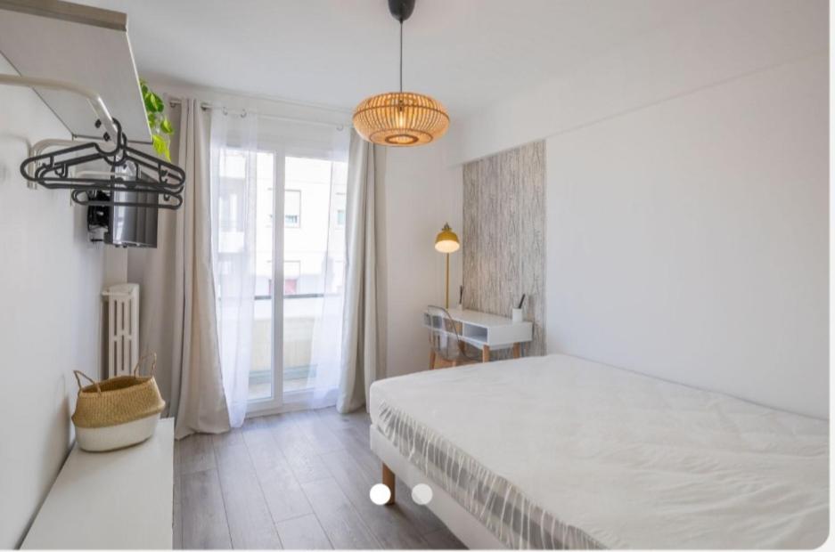 Chambre avec salle de bain privative - Ferienwohnung Nizza