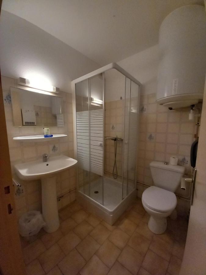 Dreibettzimmer mit Terrasse