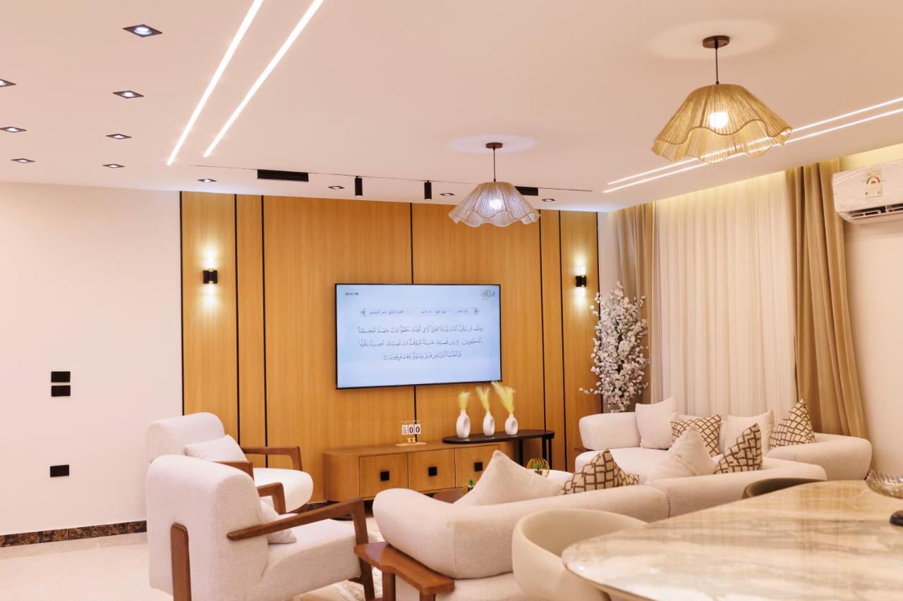 شقة فندقية فاخرة شارع جيهان الرئيسي بجوار النيل و جامعه المنصوره - B&B El Mansura