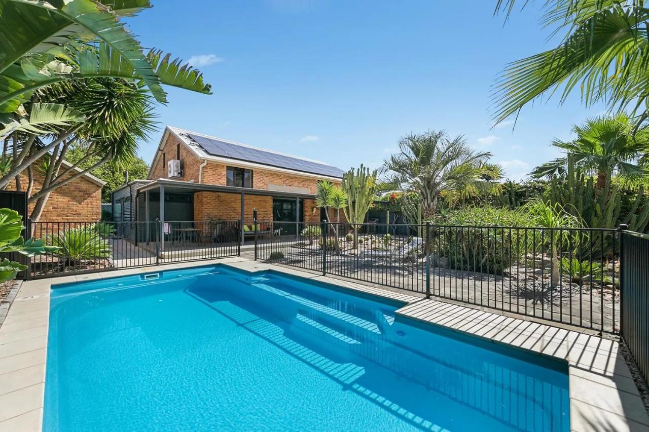 Palm Springs Retreat Hunter Valley - B&B Aberdare