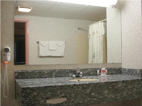 Double Room with Two Double Beds - Non-Smoking