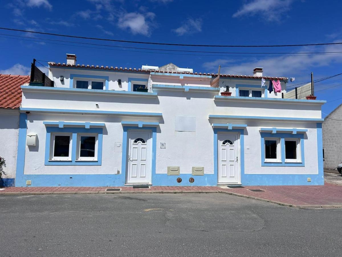 cavaleiro guest house 800 meters from the sea - B&B Odemira