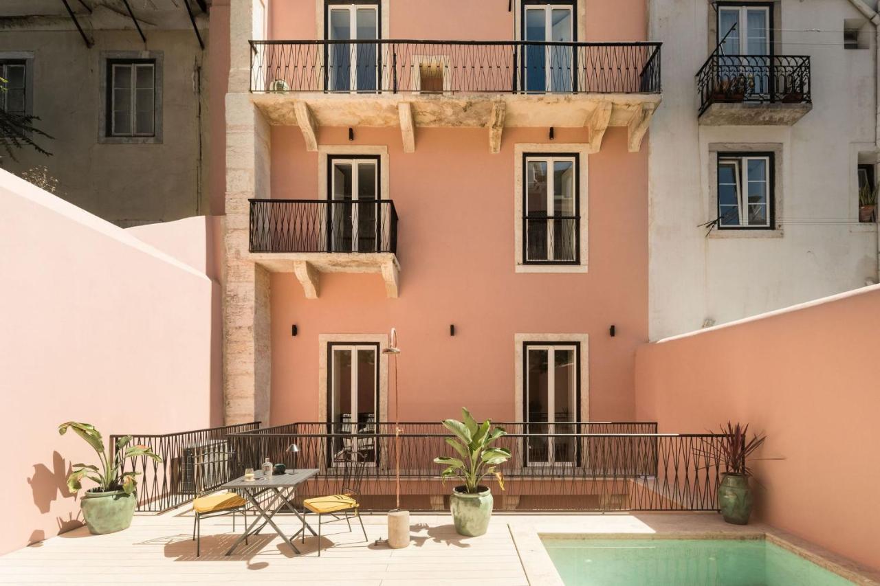 One-Bedroom Apartment with Private Pool