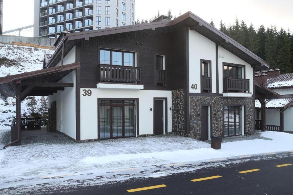 Mountain Residence 4* - Bed and Breakfast Bukovel