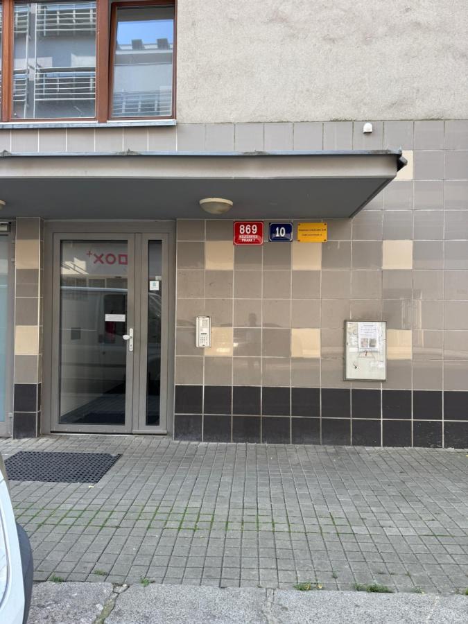 Đã Về - Đã Tới 2 - B&B Prague