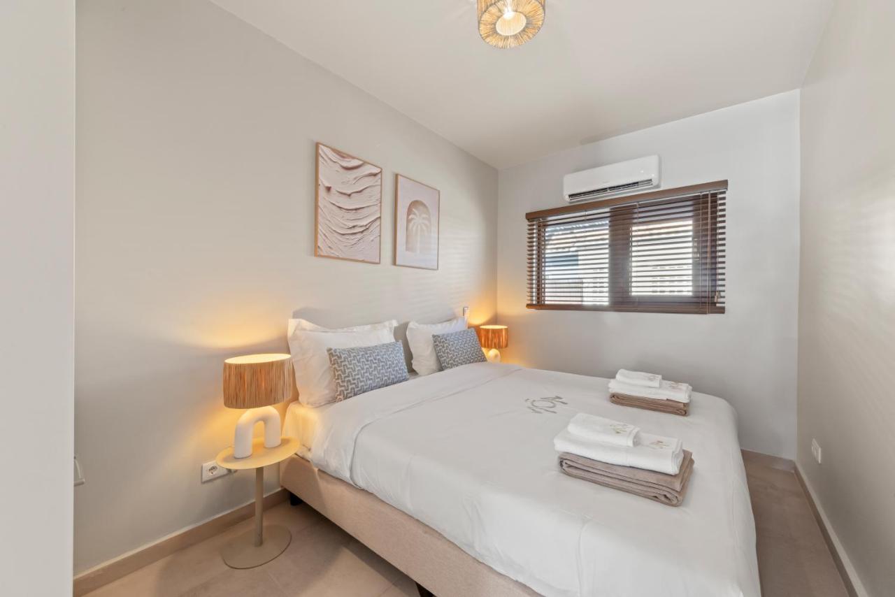 Apartamento de 2 dormitorios con vistas a la piscina