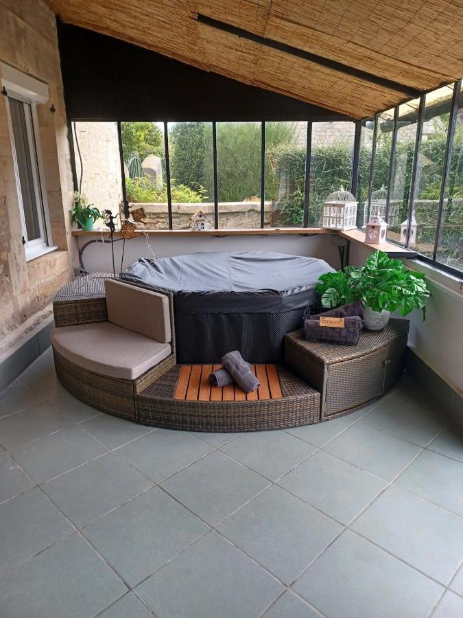 Atelier des Rêves, gîte pour deux personnes avec spa près de la mer - B&B Gonneville-en-Auge