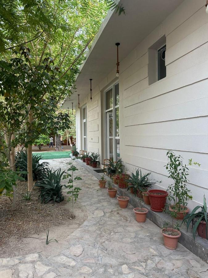 AL- aqyr Rest Garden أستراحة حارة العقر - B&B Nizwá
