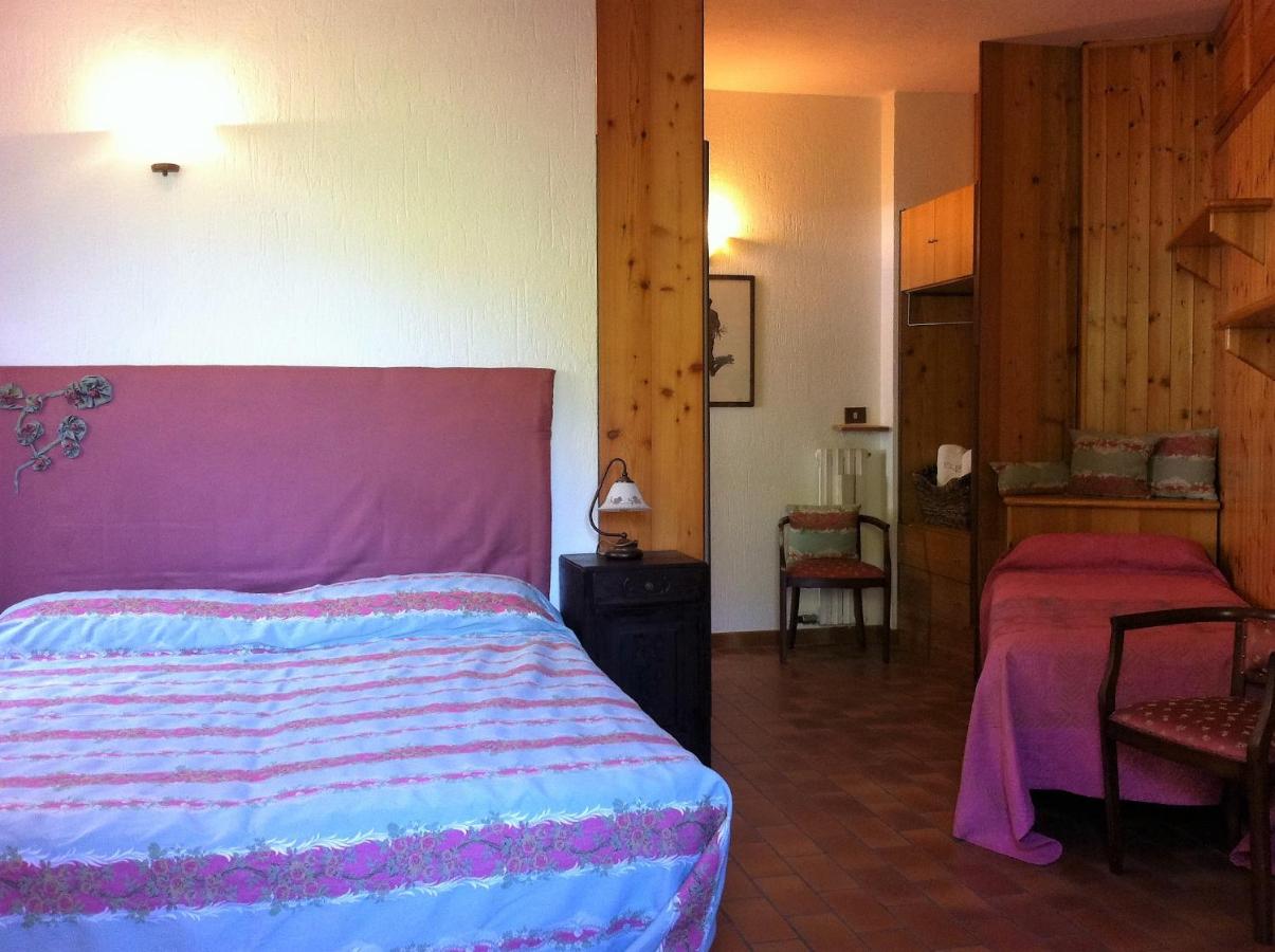 Triple Room with Garden View