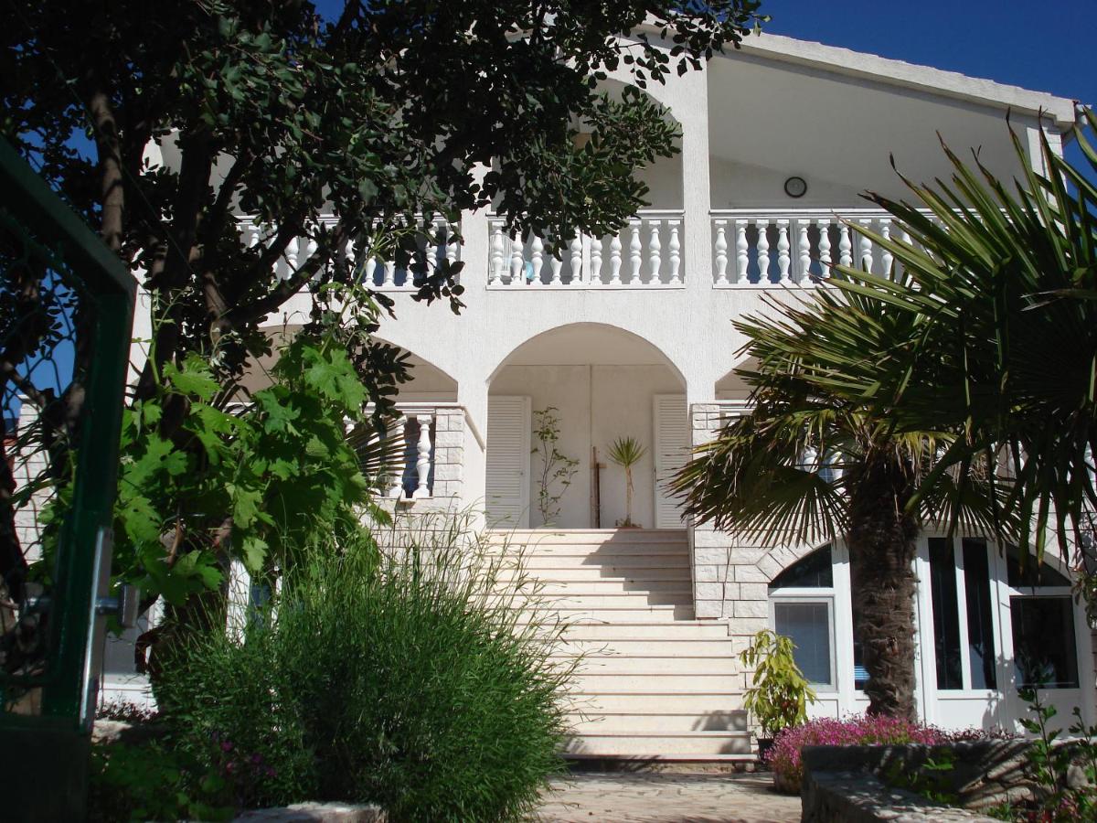 Apartments Rora - B&B