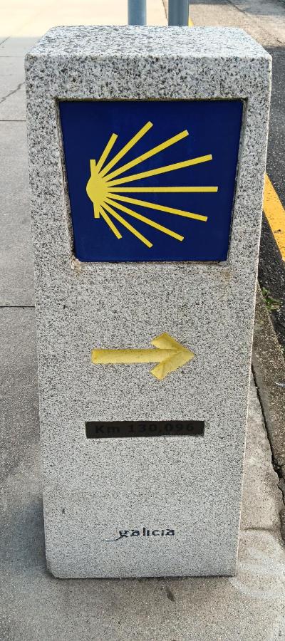 Casa Regina Baiona ideal familias Peregrinos y parejas, cerca del camino y de la playa - B&B Baiona