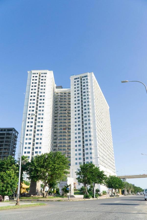 Gold Apartment With Sea View In Da Nang Bay - B&B Da Nang