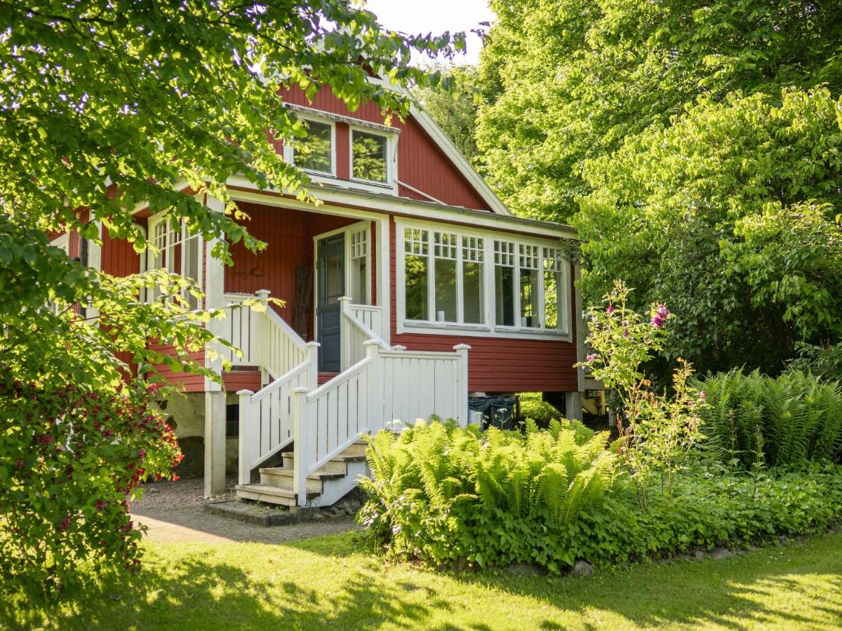 Åkagårdens Lodge - Bed and Breakfast Båstad