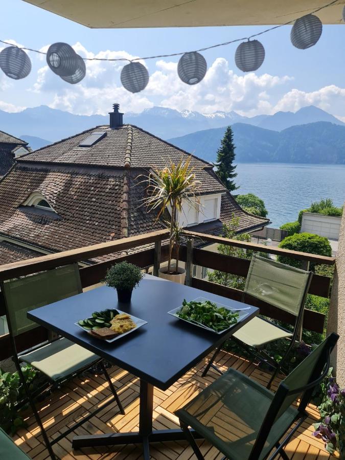Zentrumsnah und modern mit Seeblick in Weggis - B&B Weggis