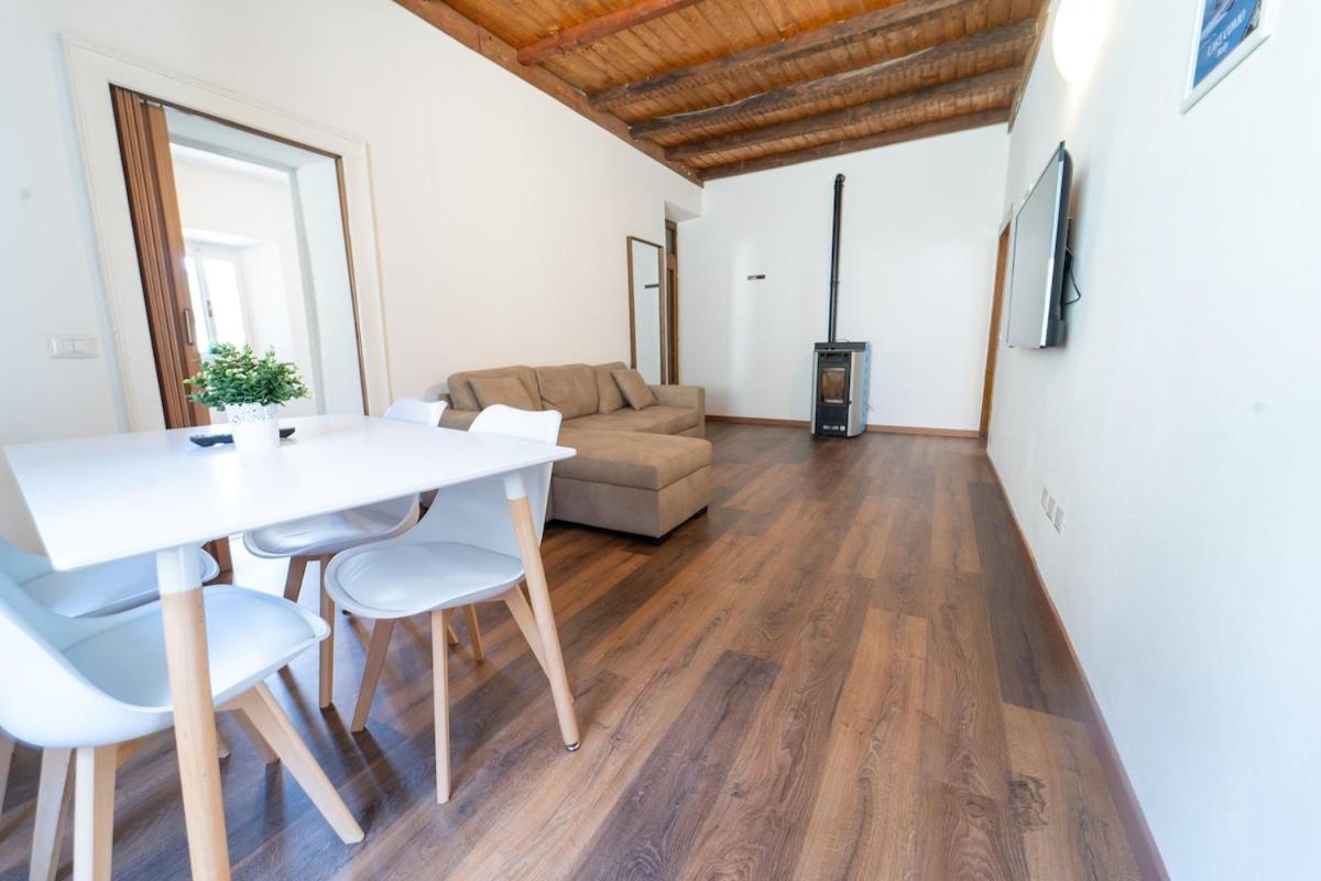 Rustic apartment in the heart of the Val d'Intelvi - B&B San Fedele Intelvi