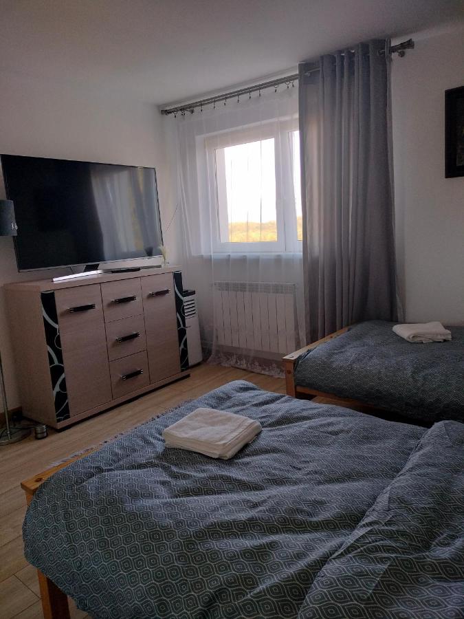 Kleines Zweibettzimmer