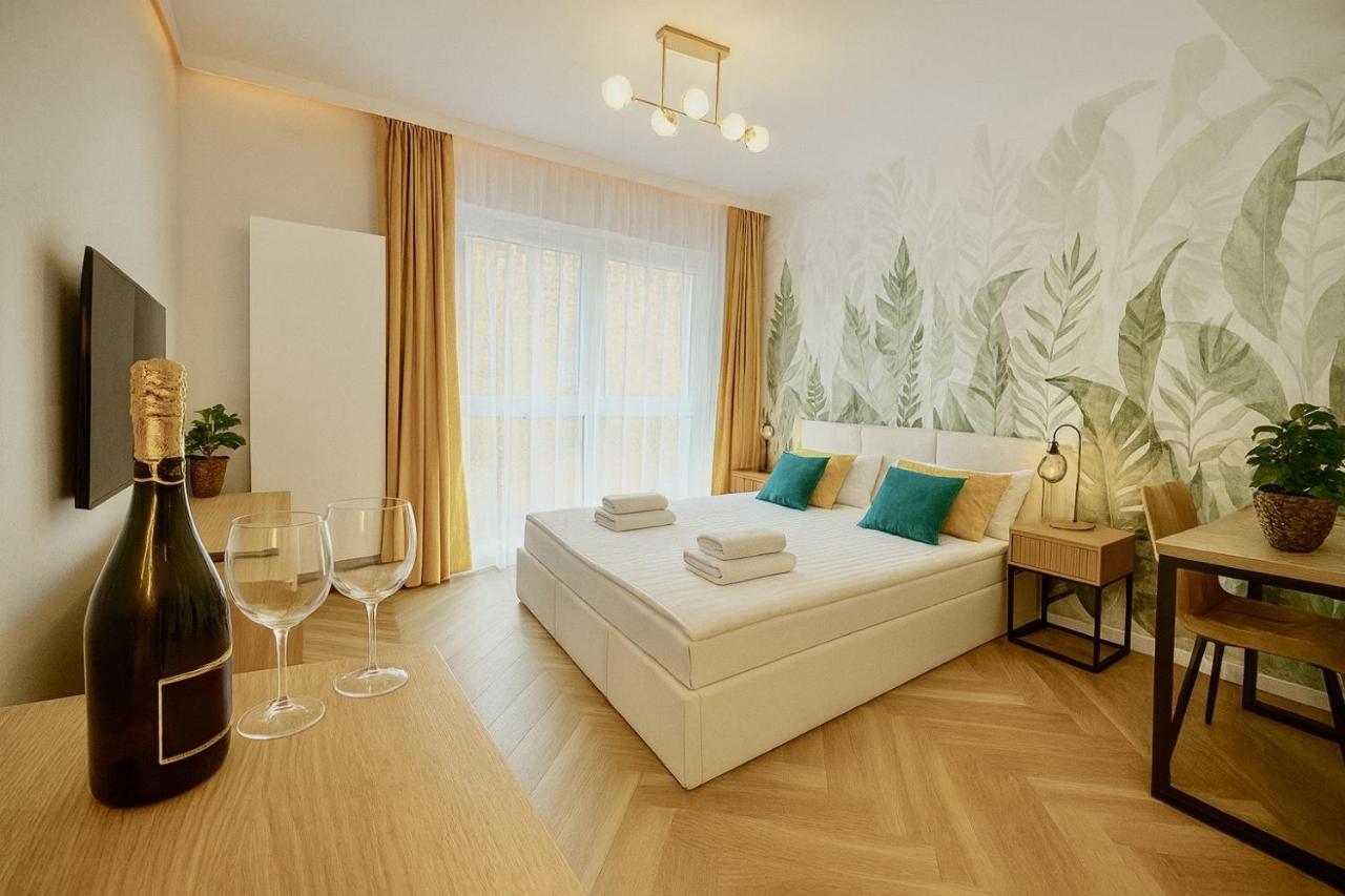 Plac Wolności 6 Residence - B&B Poznań