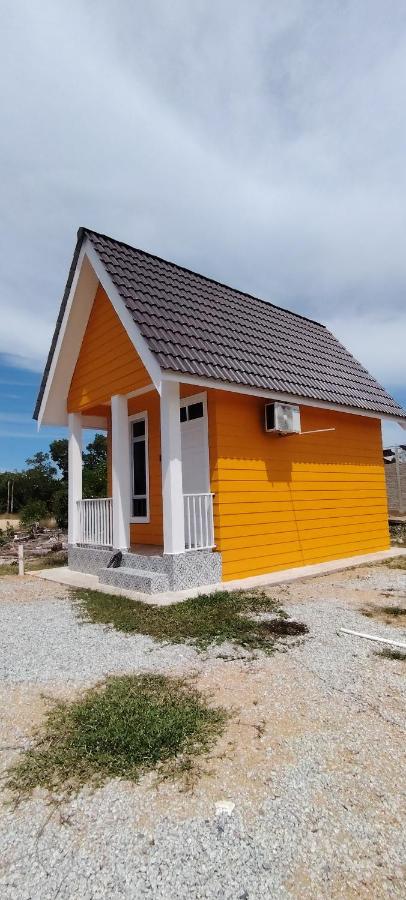 Roomstay Cheq Ayoh Pantai Penarik Setiu - B&B Kampung Ru Sepuluh