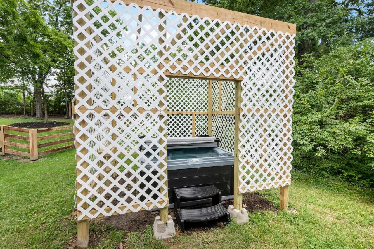 Hot Tub & Game Room, Near Spooky Nook, 8 - B&B Hamilton