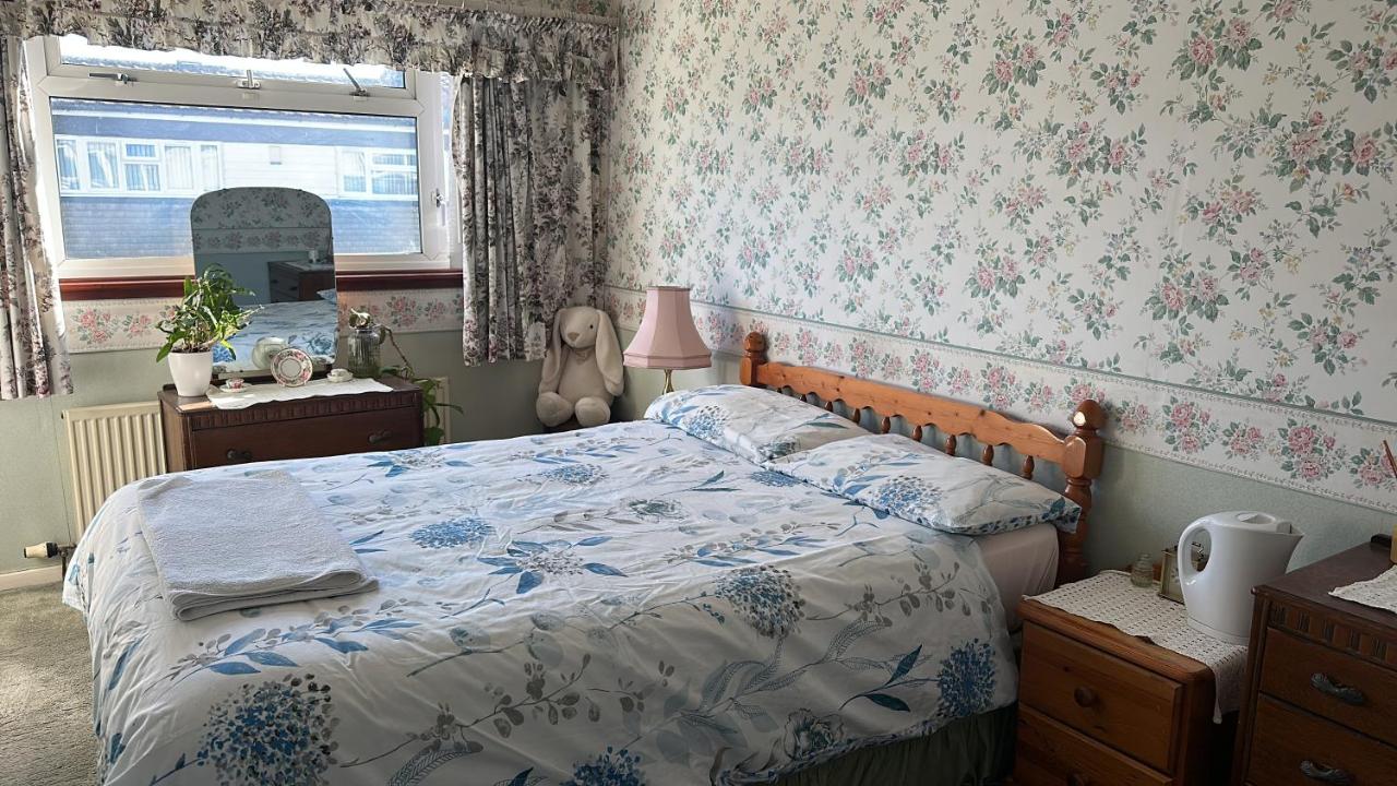 Adam&Aline's Little Kingdom - B&B Marston Green