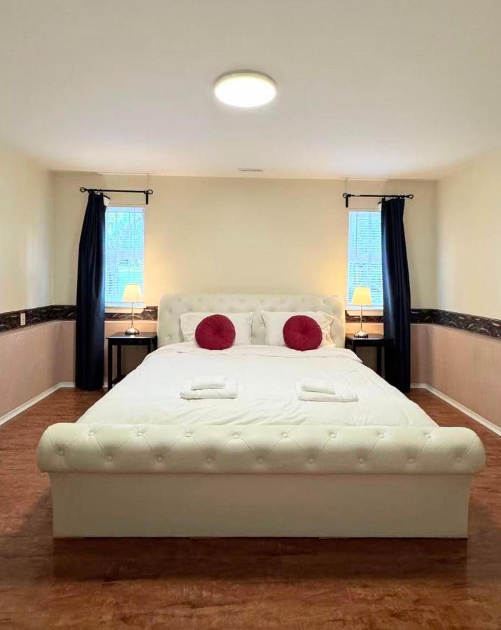 Charming 1 br Retreat in South Surrey White Rock - B&B Surrey