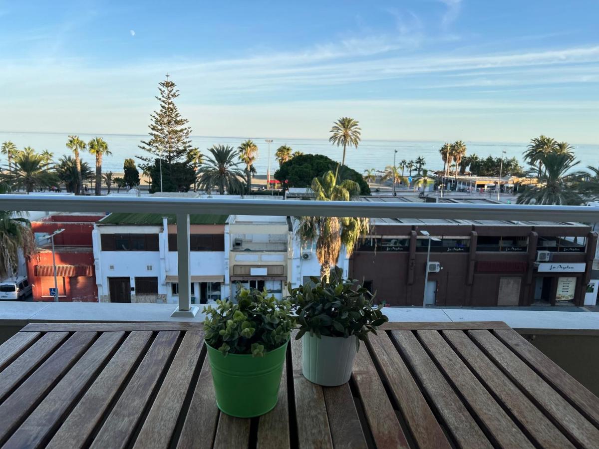 Precioso apartamento frente a la playa - B&B Torre del Mar