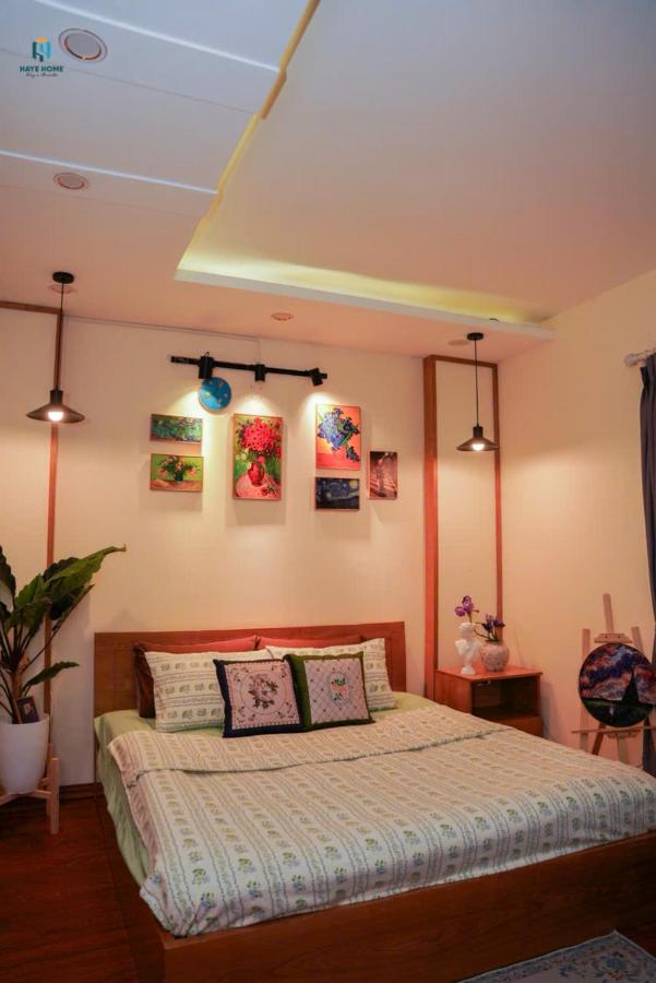 Camera Tripla Deluxe