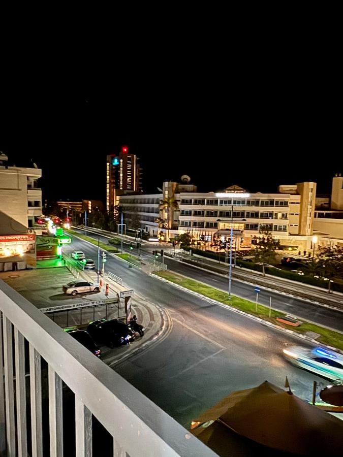 Modern 2BR Steps from the Sea - Chambres d’hôtes Limassol