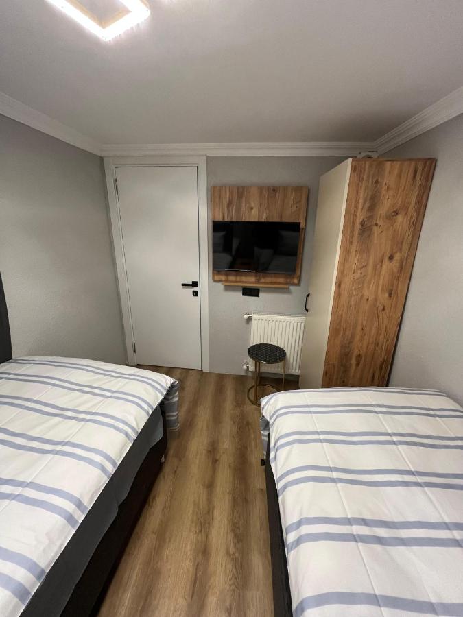 Vierbettzimmer mit Meerblick