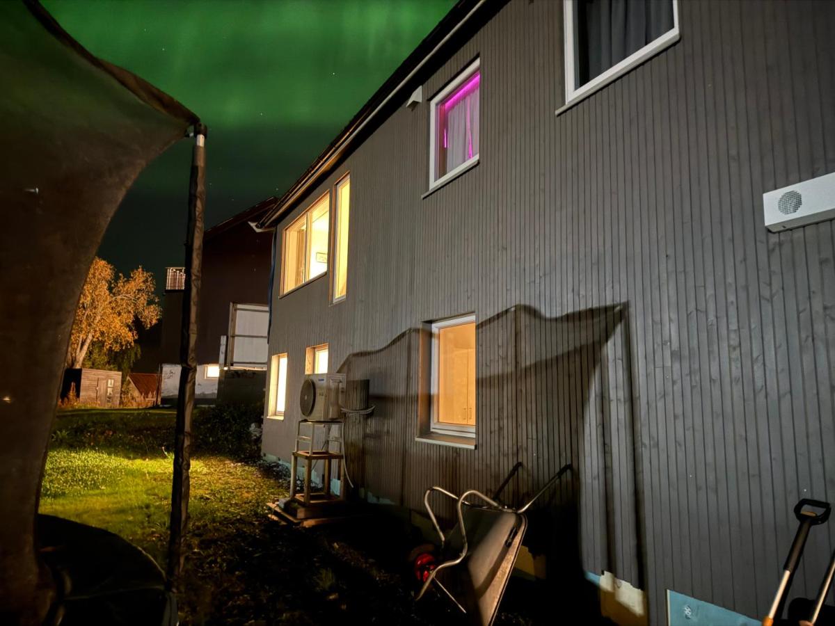 Cozy Aurora View Apartments - Entire 3-Bedroom Fully Furnished Near City Centre - Chambres d’hôtes Tromsø