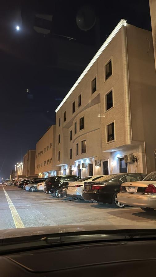 شقة مودرن بغرفتين نوم وصالة ومطبخ مستقلDe11 - B&B Riyad