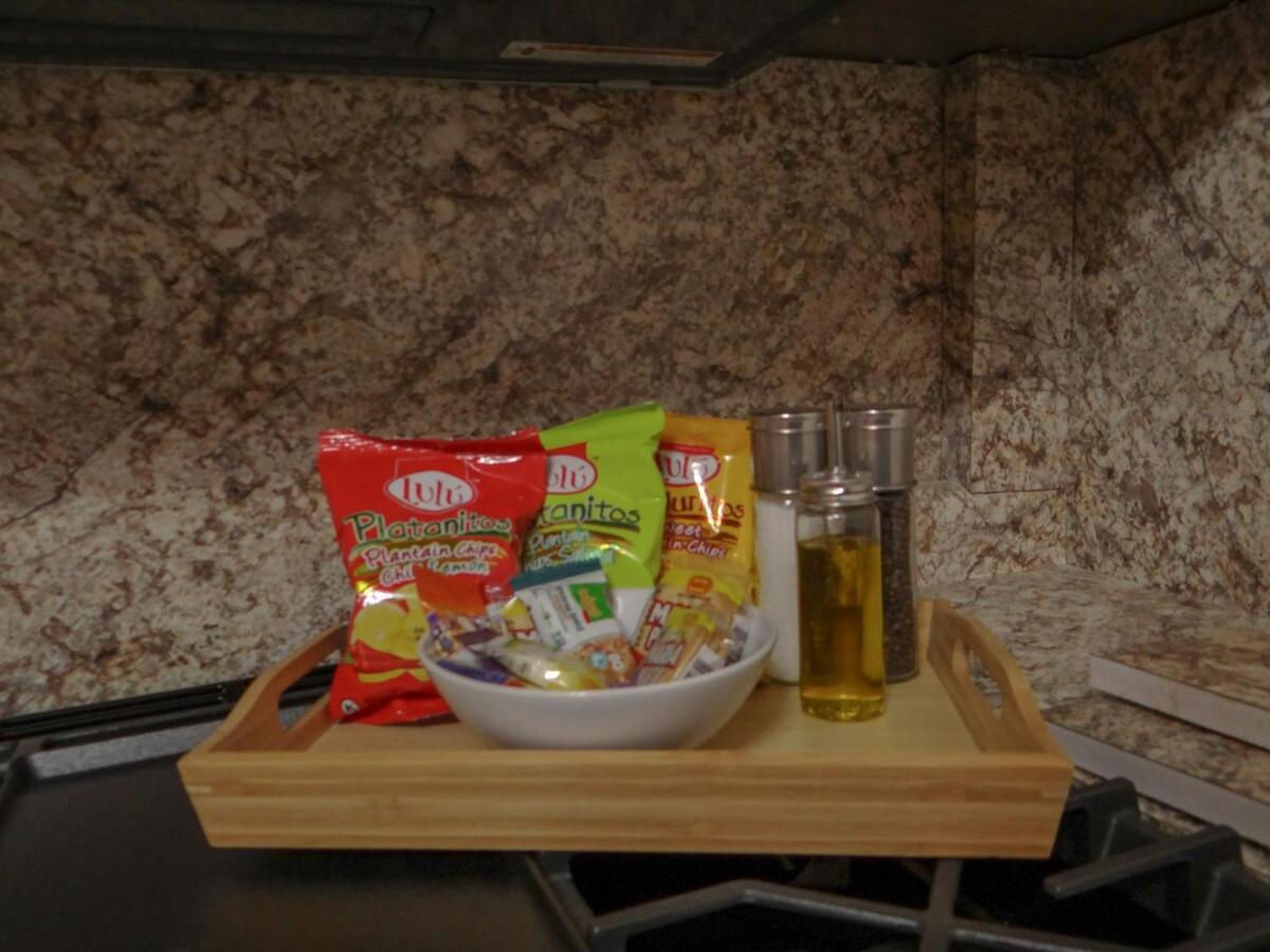 Don Chu's Hideout - B&B Toa Alta