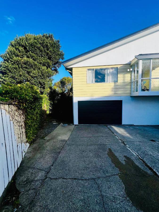 Sunny private room with private bathroom - B&B Wellington