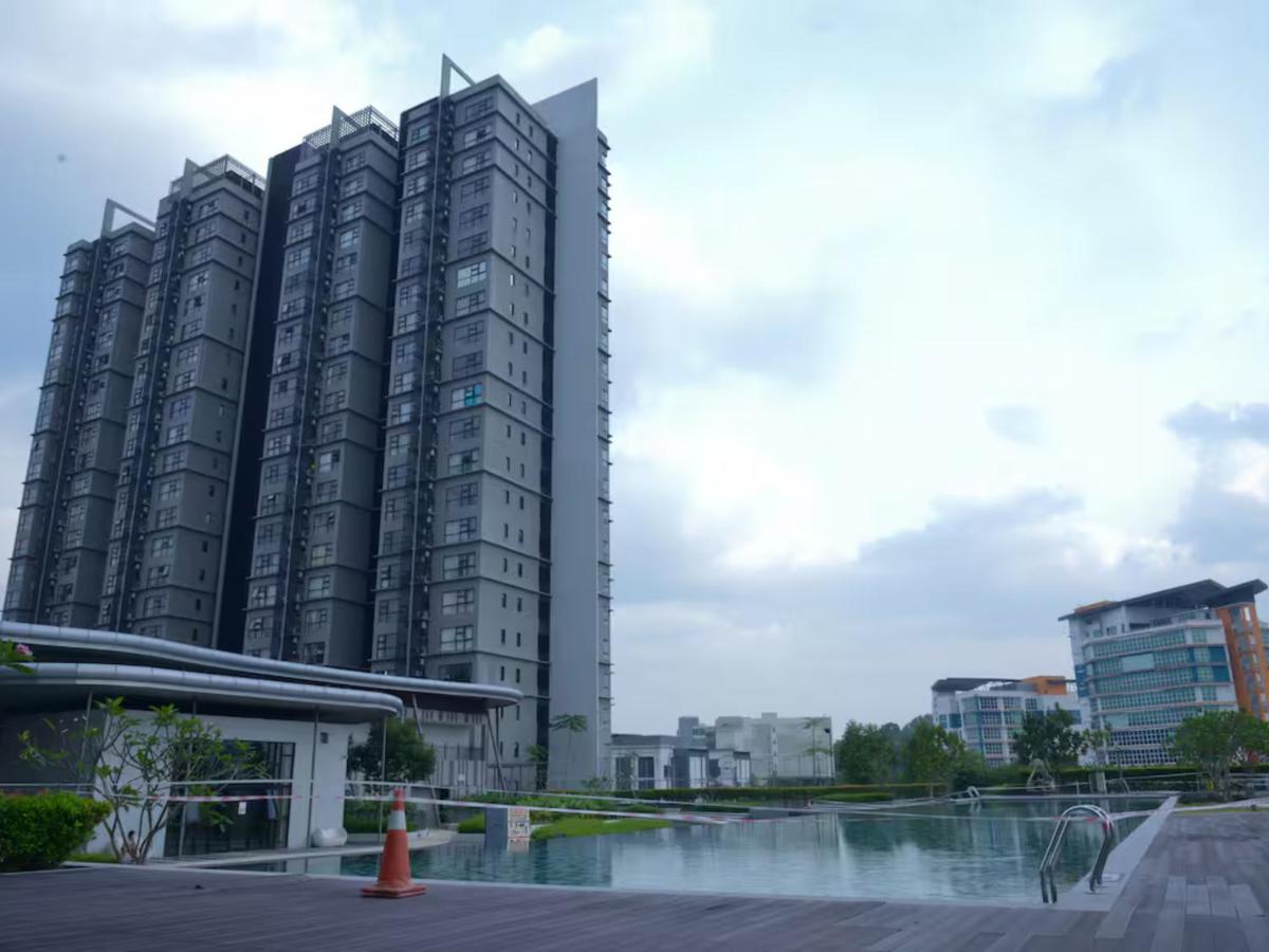 RumaKU at HYVE SOHO Cyberjaya - 2BR - Wifi - B&B Cyberjaya