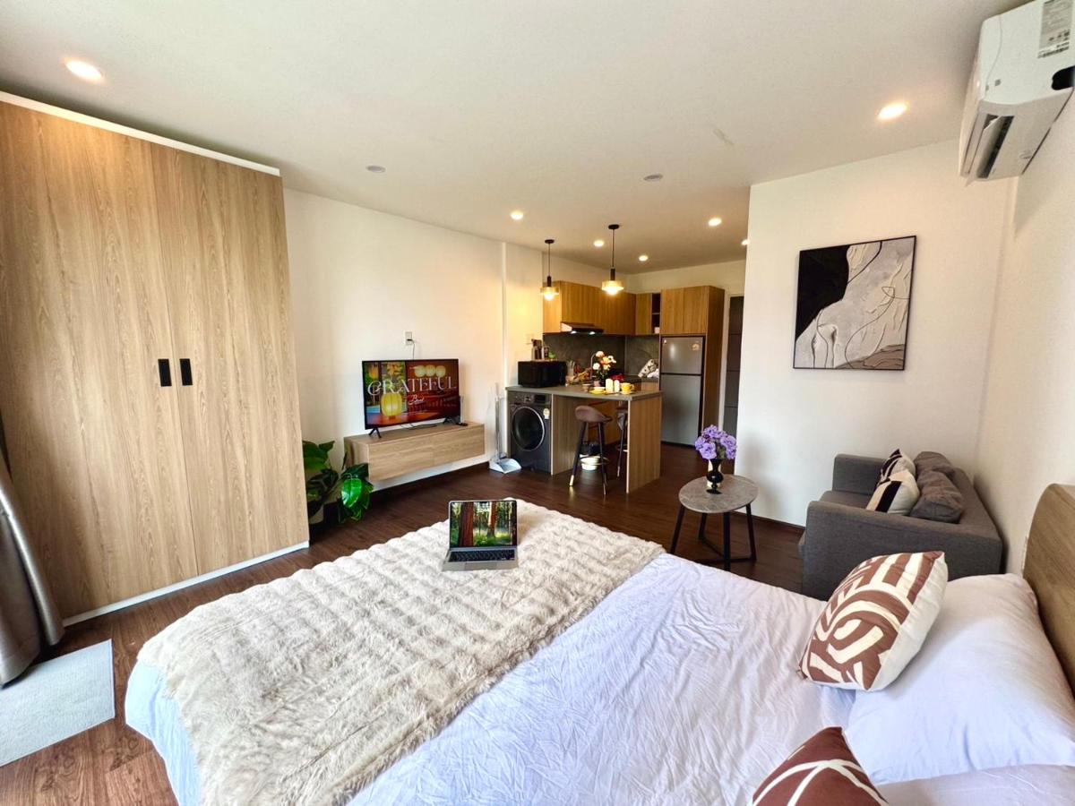 Deluxe Double Studio