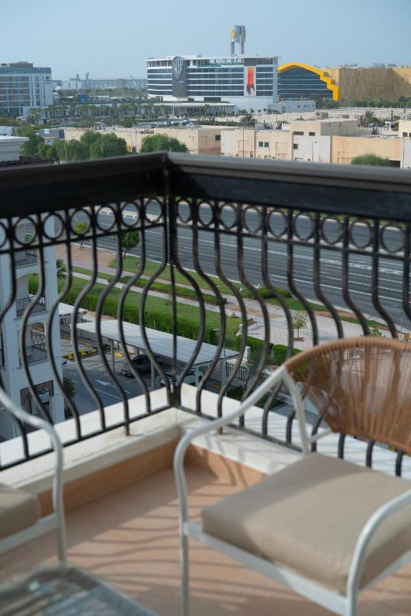 Studio Apartment - Yas Adventure by M - Bed and Breakfast Abu Dhabi