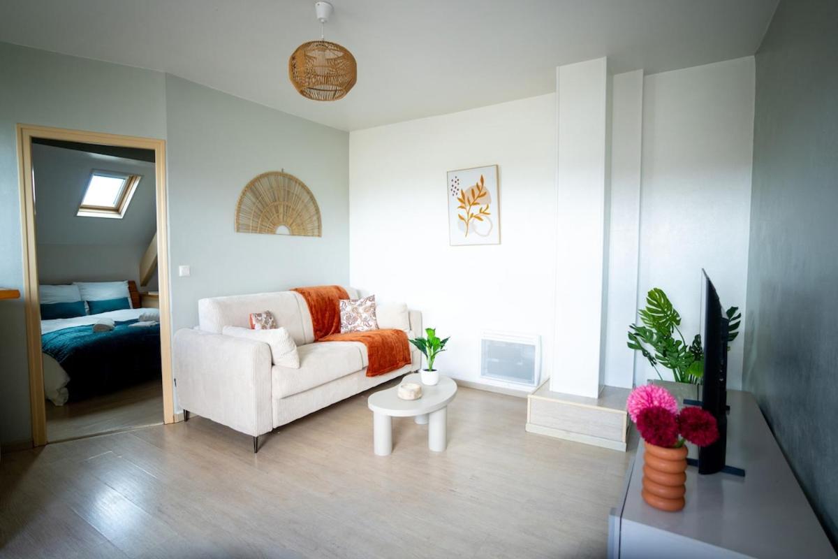 L'Arche de Fleury - Bright & quiet apartment 5 min from Orléans - B&B Fleury-les-Aubrais