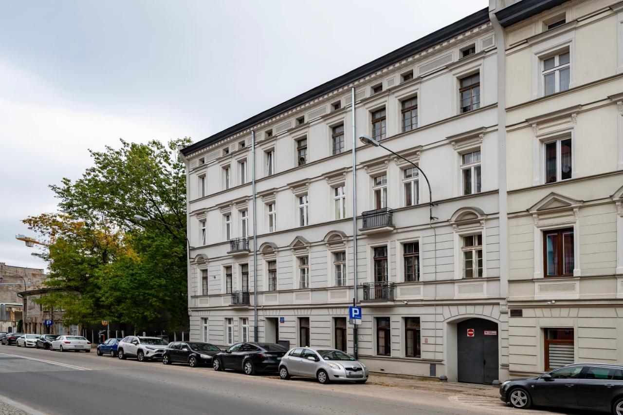 Tuwima Comfort Studio by BookingHost - B&B Łódź