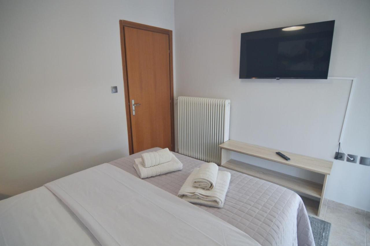 One-Bedroom Deluxe Apartment