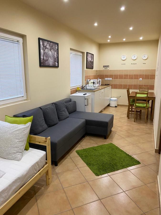 Budapest Airport Accomodation in V3 - B&B Vecsés