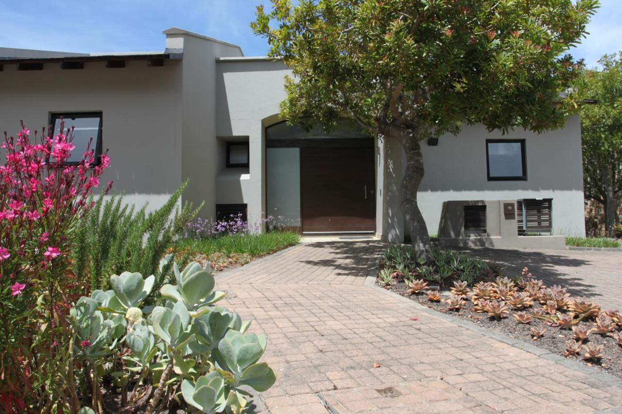 Birdsong Apartment in Oubaai Golf Estate - B&B Herolds Bay