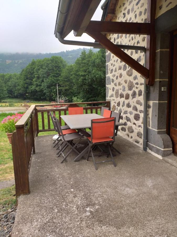 Chez Maurice et Sylvie - Chambres d’hôtes Laveissière