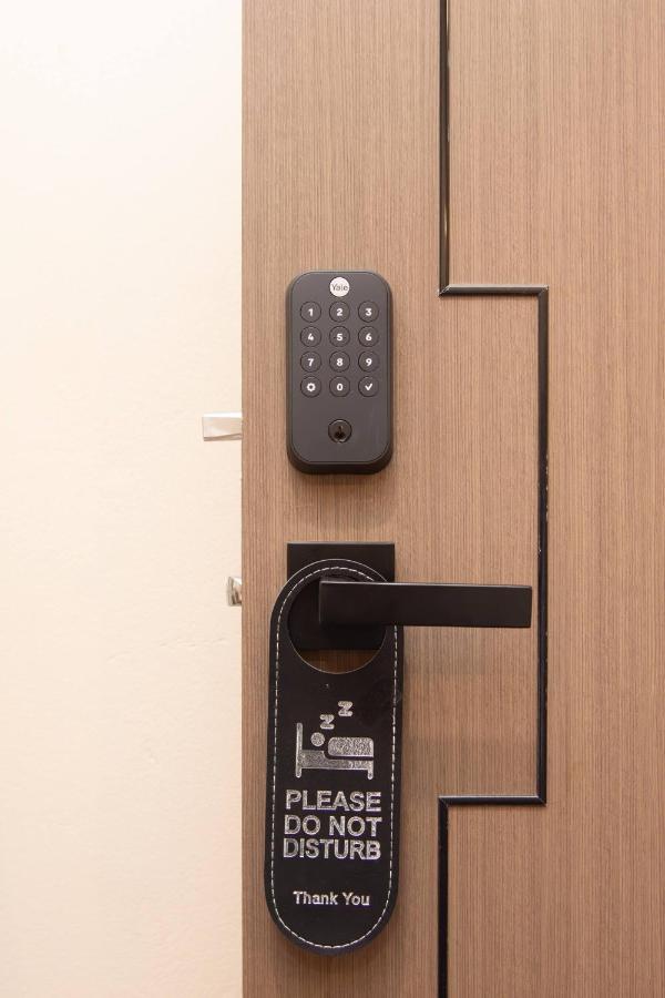 Carnival Suite | King Bed+ Self Check-In, POS - B&B Port of Spain