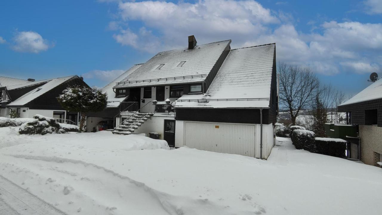 Große Ferienwohnung in Winterberg Hildfeld - Bed and Breakfast Winterberg