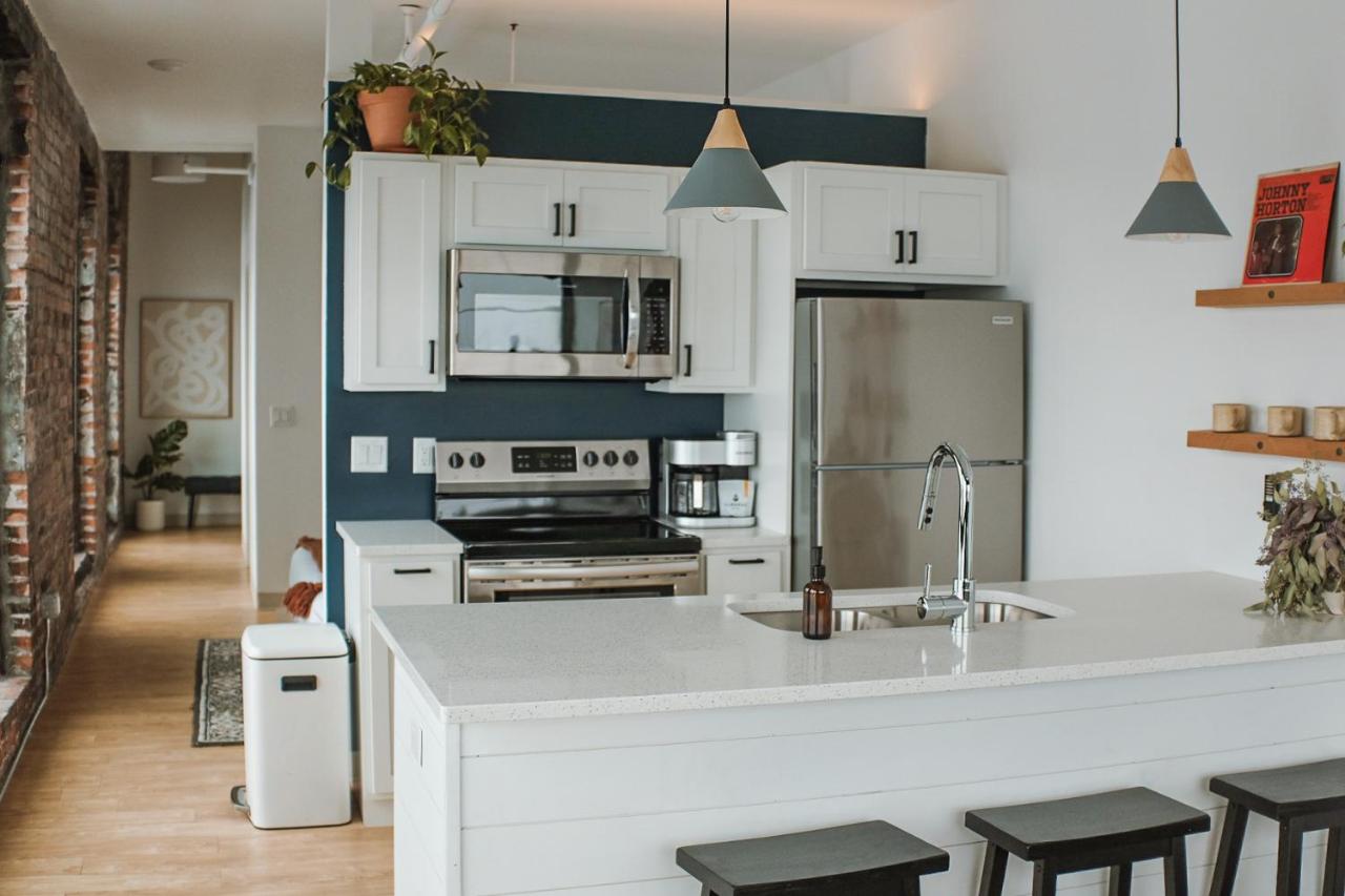 Studio Apartment with Queen Bed