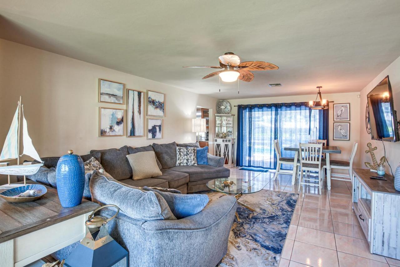 Dock Your Boat: Waterfront Cape Coral Home w/ Pool - B&B Cape Coral